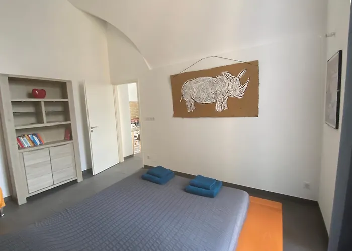 Luxury Loft Apartment *